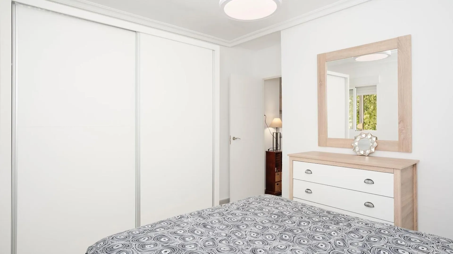 Piso En La Oliva Bien Comunicado Villa Sevilla İspanya