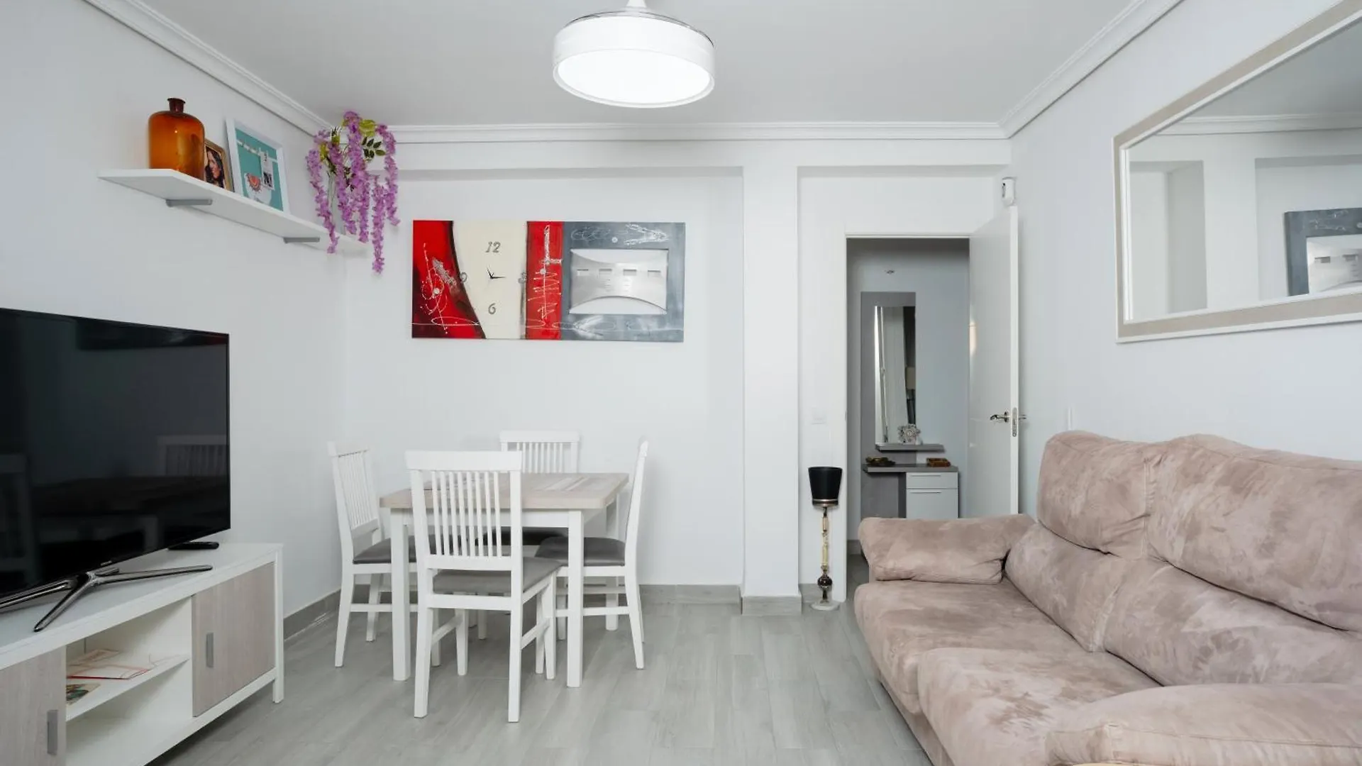 세비야 Piso En La Oliva Bien Comunicado 빌라